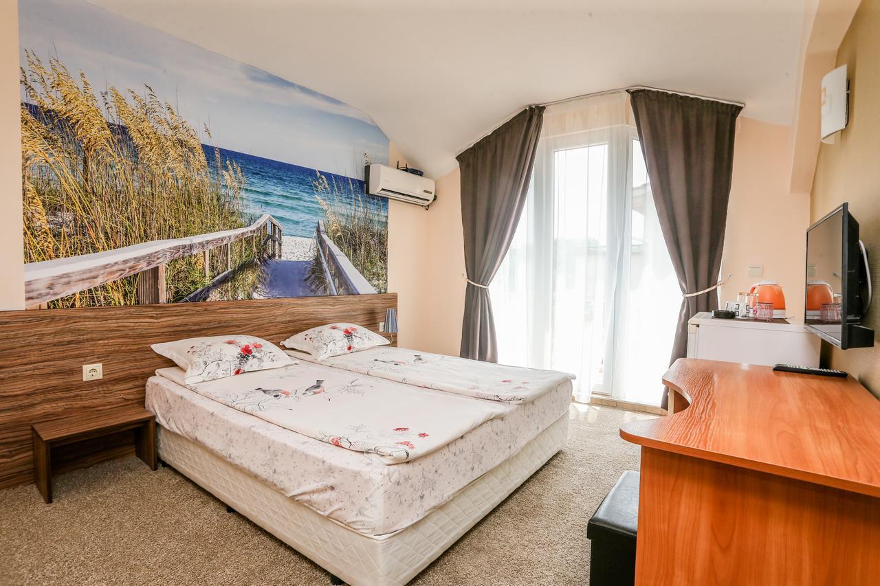 Stella Del Mare Guest House Kiten  Bagian luar foto